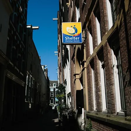 Shelter City Christian Hostel *